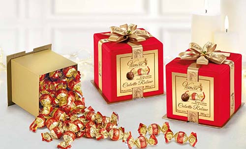Coffret pyramide de chocolats